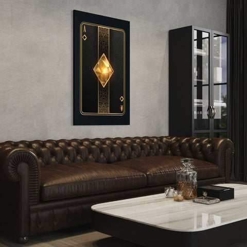 canvas schilderij van een gouden ruiten aas in een luxe woonkamer