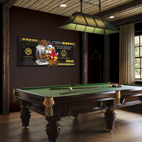 Dibond wanddecoratie met cartoon figuur in luxe biljartkamer interieur