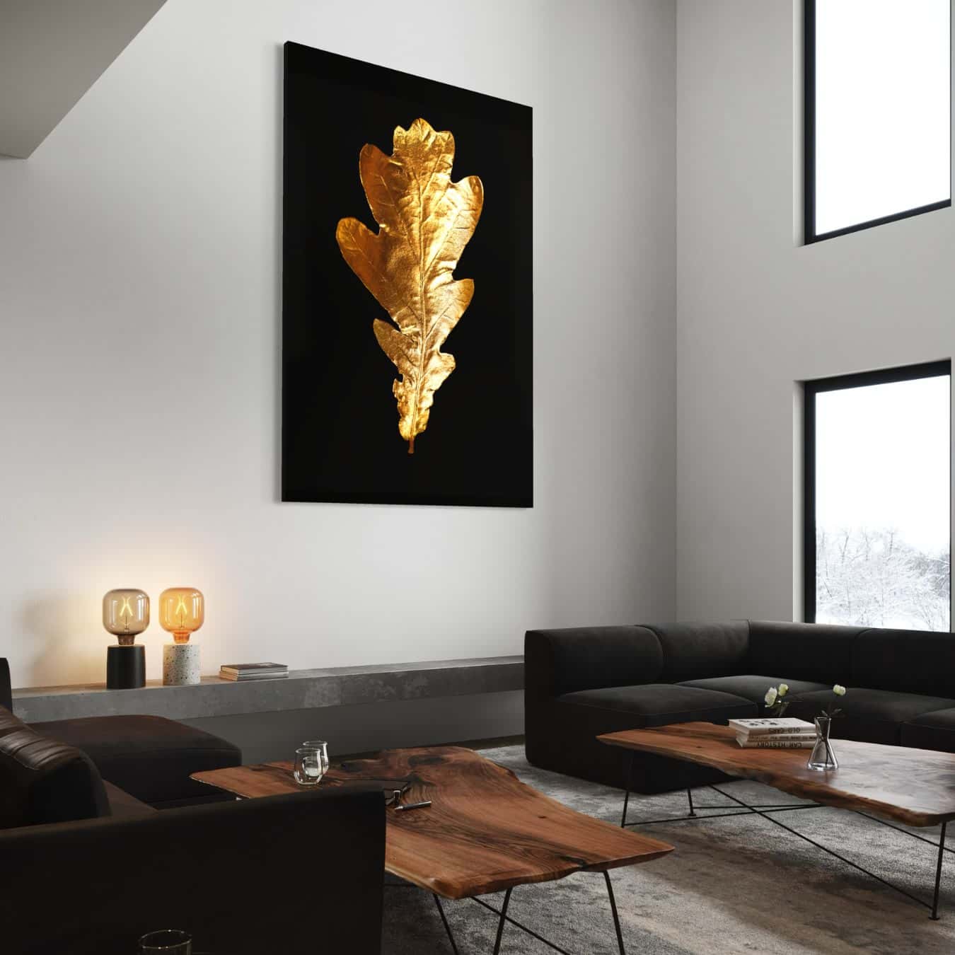 Gouden blad schilderij op plexiglas in ruime moderne woonkamer
