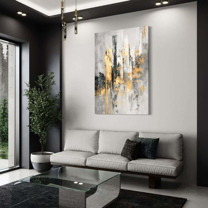 Luxe abstract schilderij met gouden accenten in stijlvolle haardruimte