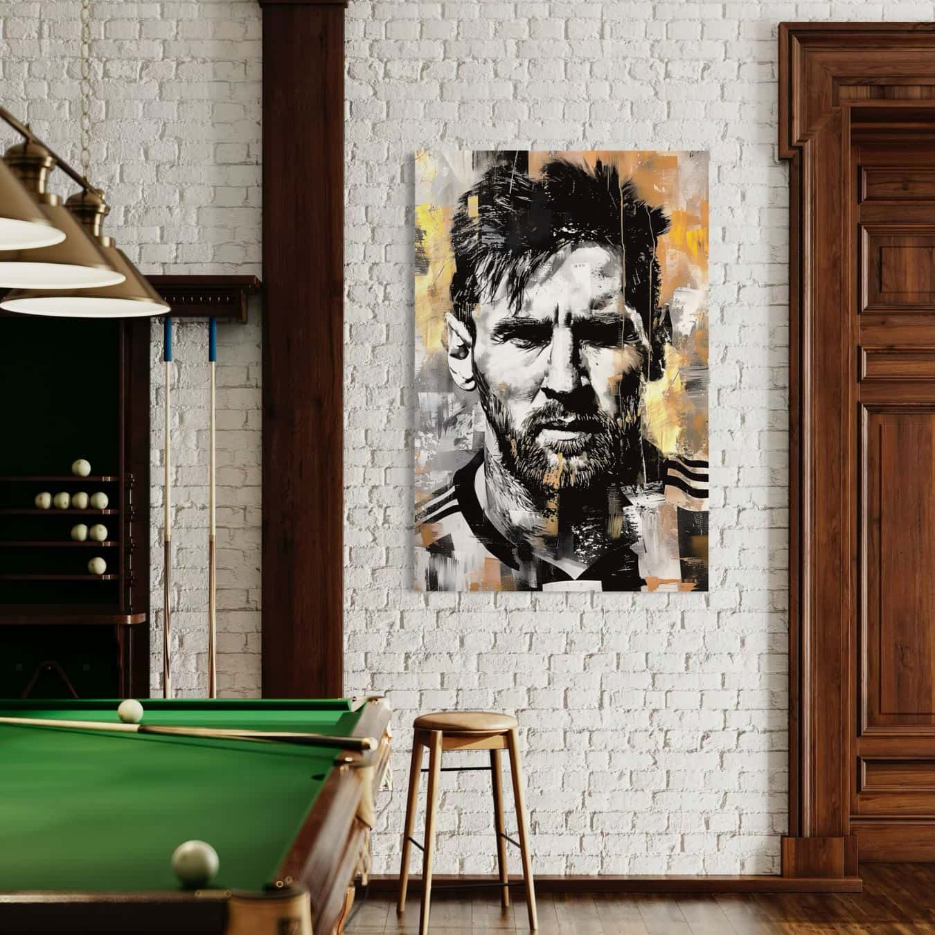 Plexiglas schilderij Messi aan witte muur in biljartkamer.